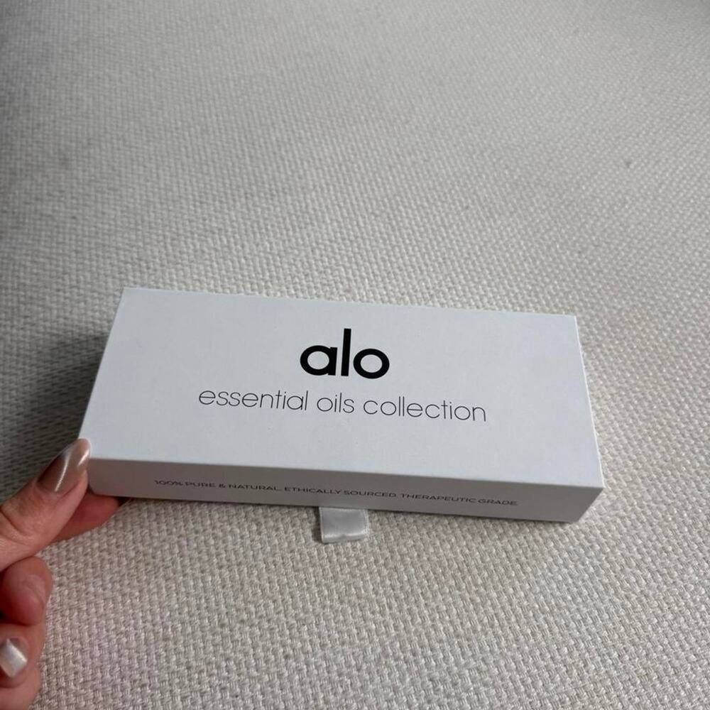 Alo yoga essential oils collection